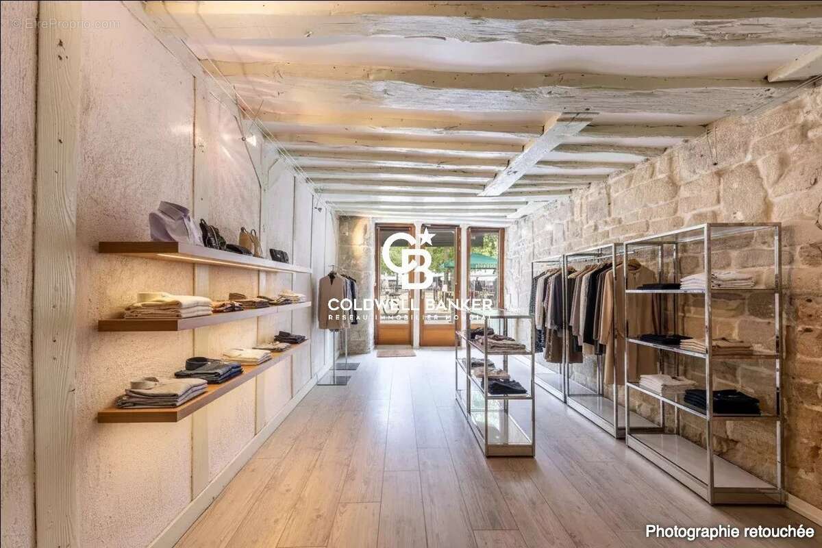 Commerce à PARIS-1E