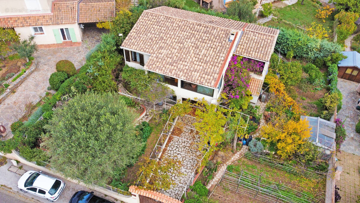 Maison à LA VALETTE-DU-VAR