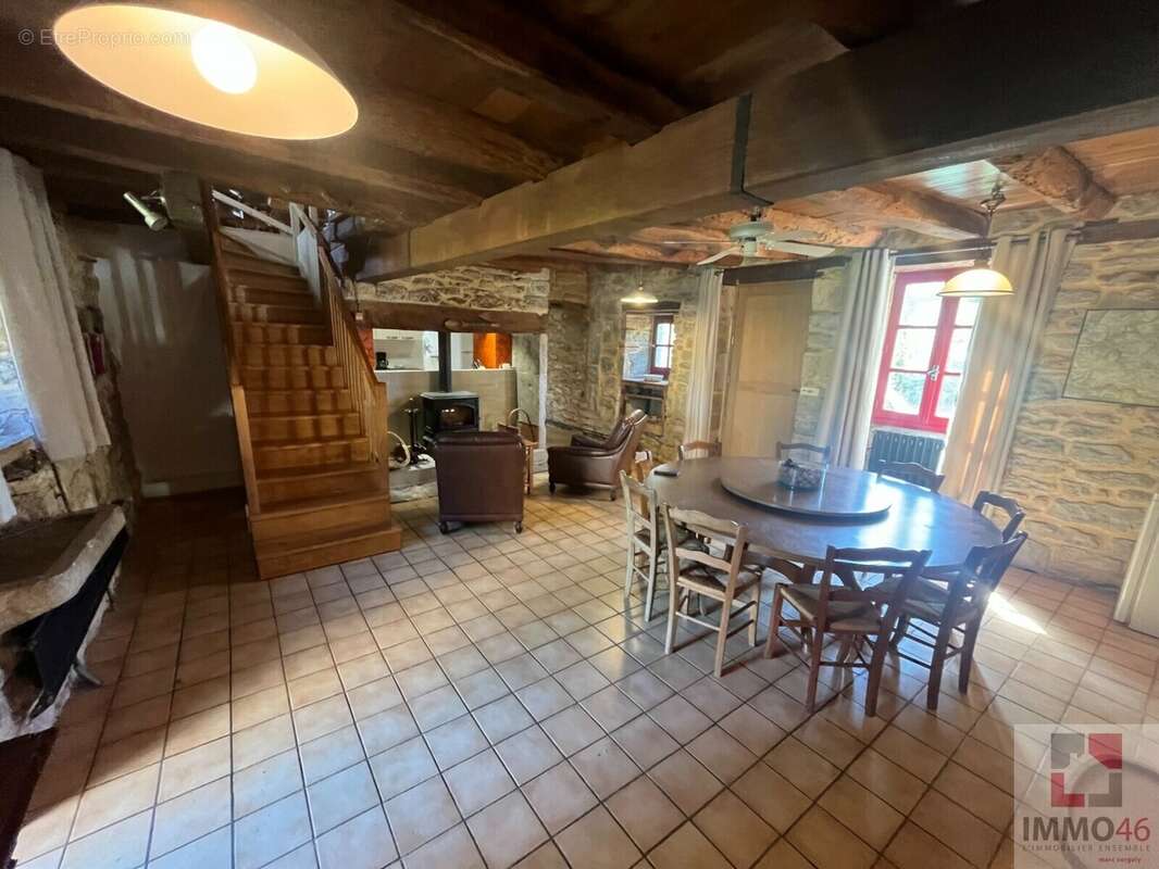 Maison à RIGNAC