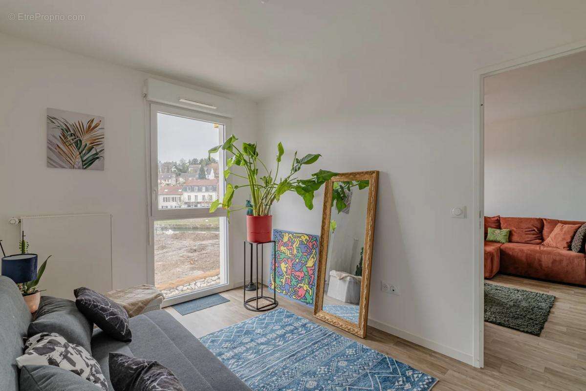 Appartement à CORBEIL-ESSONNES