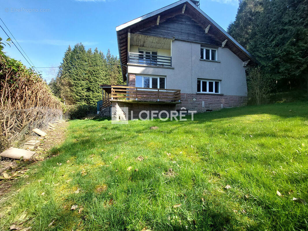 Maison à BOIS-DE-CHAMP