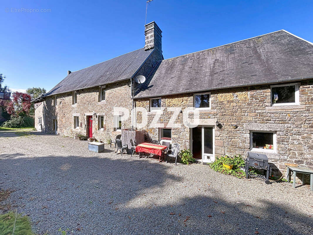 Maison à MONTAIGU-LES-BOIS