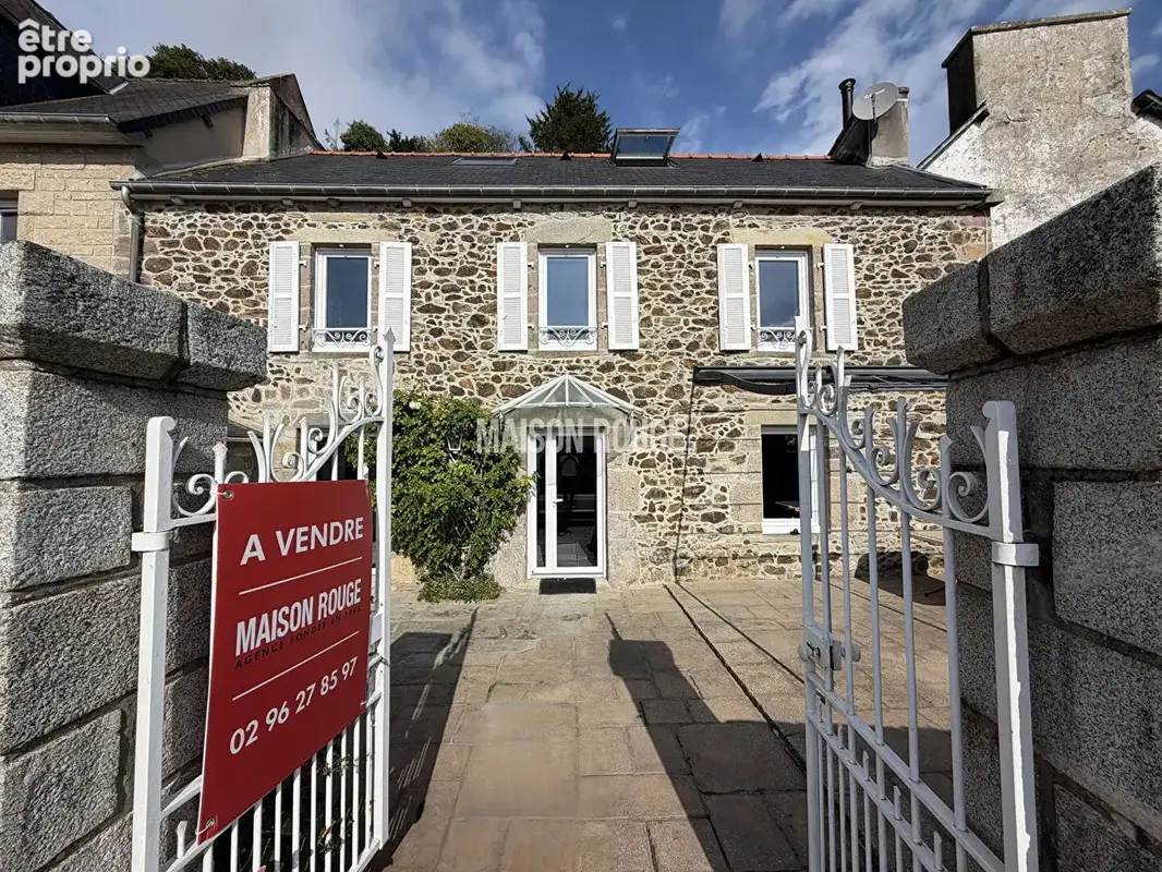 Maison à FREHEL