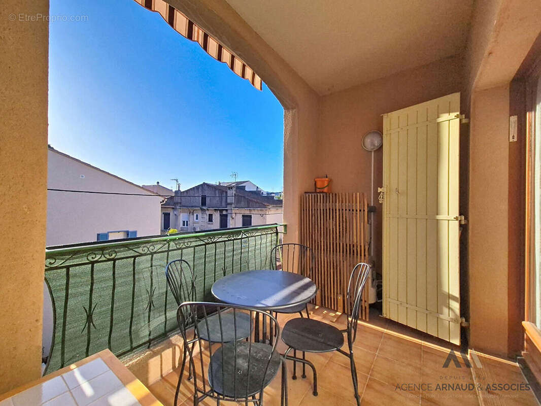 Appartement à SAINT-CYR-SUR-MER