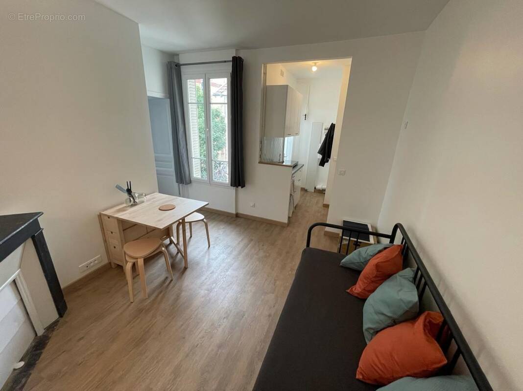 Appartement à COLOMBES