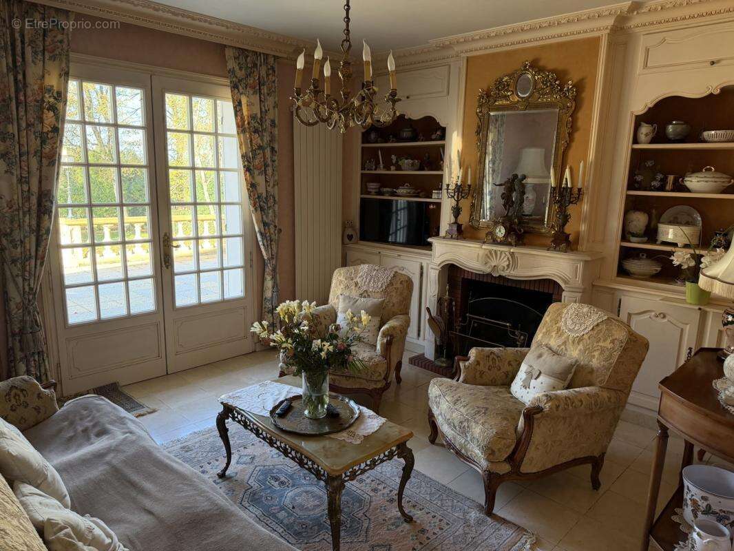 Maison à SAINT-LONGIS