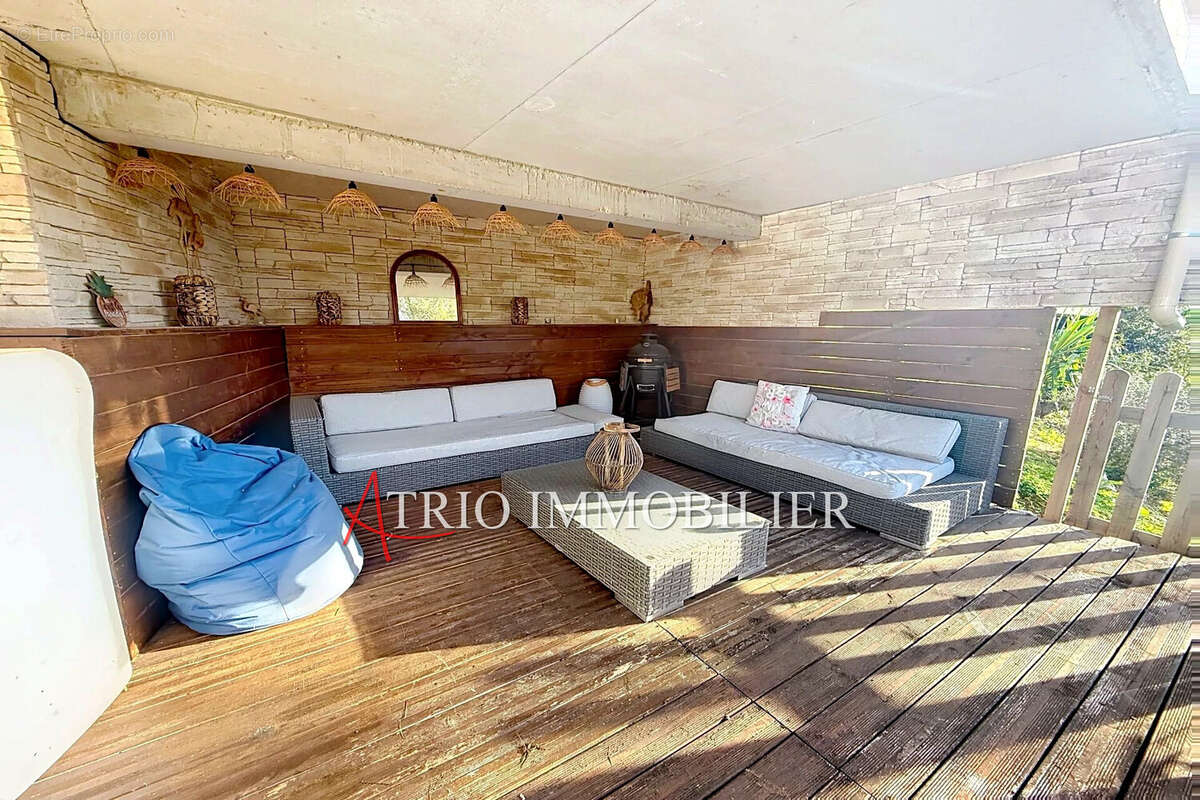 Appartement 90 m² à Cagnes-Sur-Mer  - photo 8