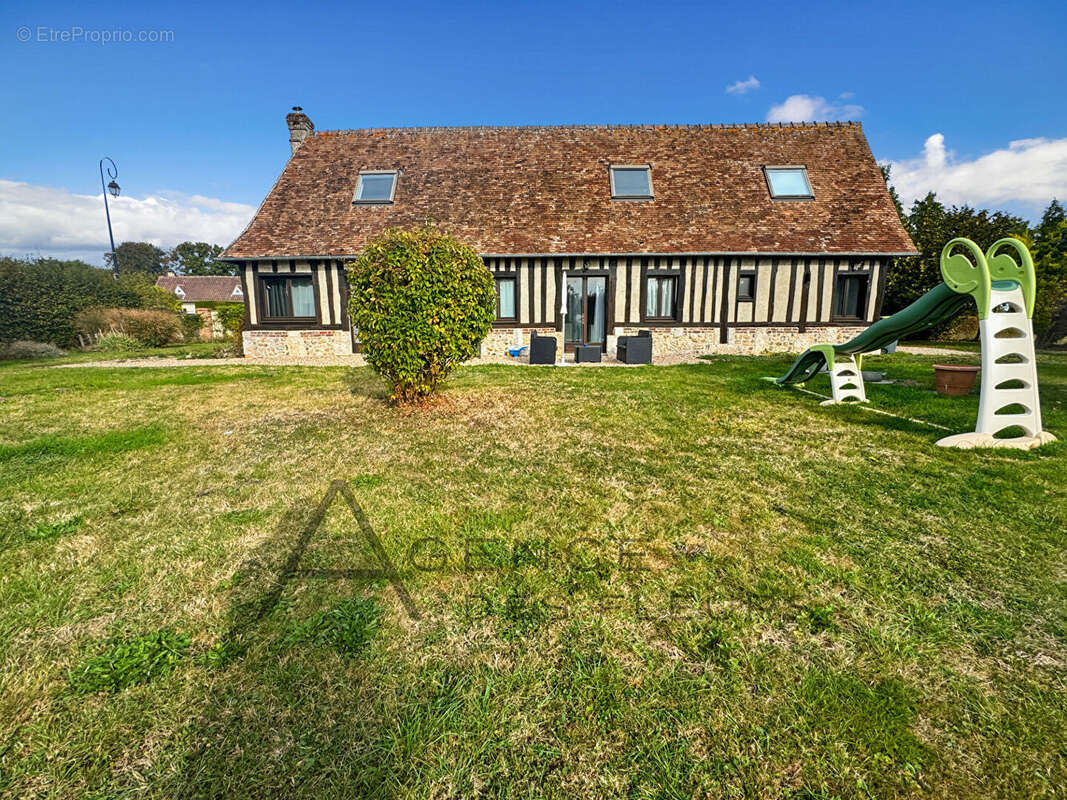 Maison à LE BEC-THOMAS