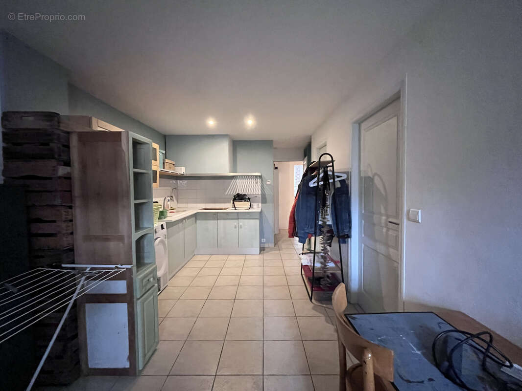 Une maison de caractère avec plus de 80 m2 de combles à transformer selon vos envies - photo 8