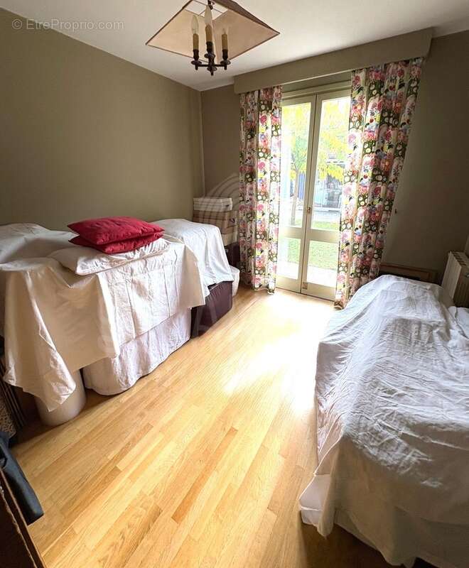 Maison à BEAUREPAIRE