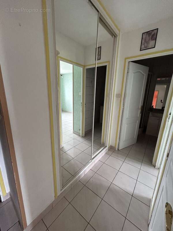 Appartement à SAINT-MARTIN-D'HERES