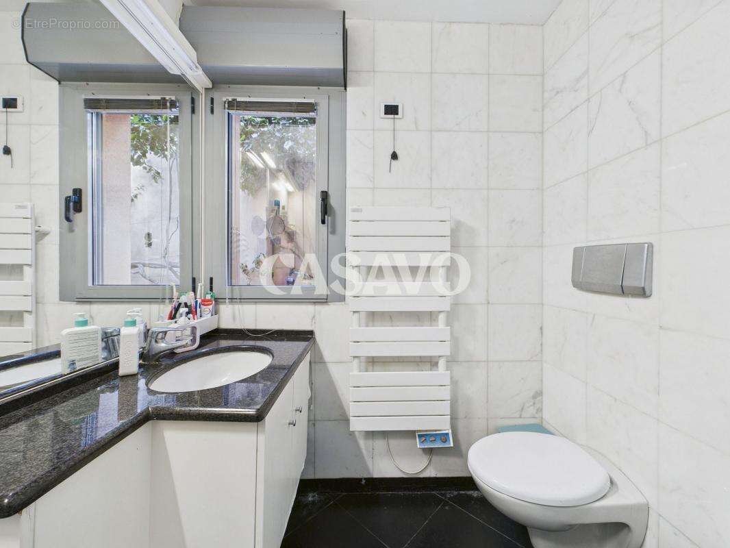 Appartement à ROQUEBRUNE-CAP-MARTIN