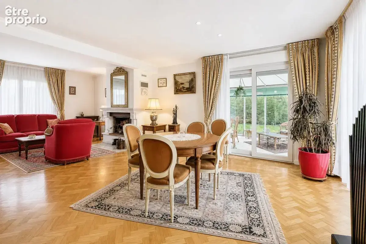 Spacieuse maison 5 pièces, 164 m² à Maillot - photo 2