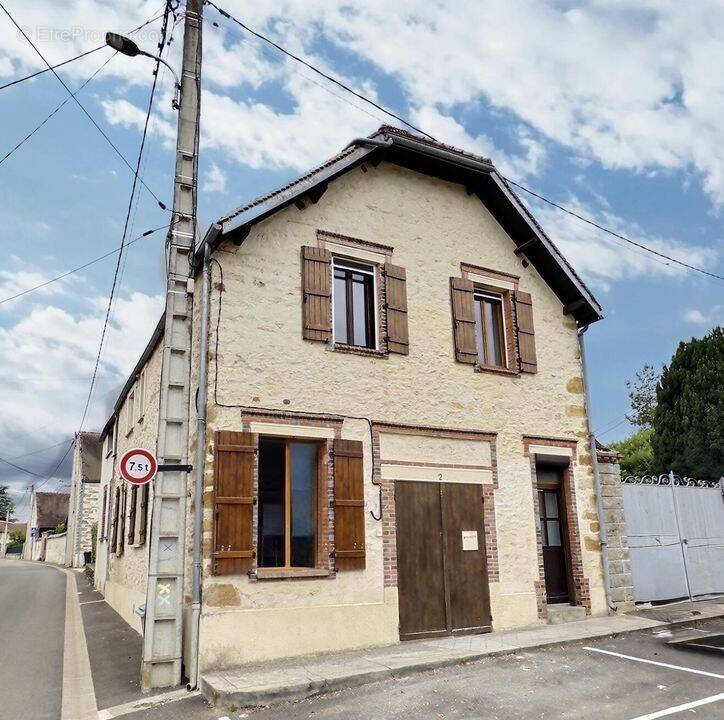Maison à DONNEMARIE-DONTILLY