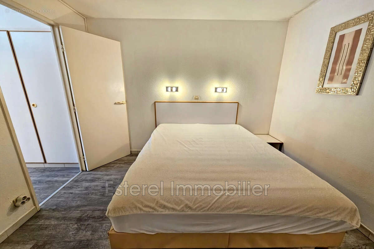 Appartement à SAINT-RAPHAEL