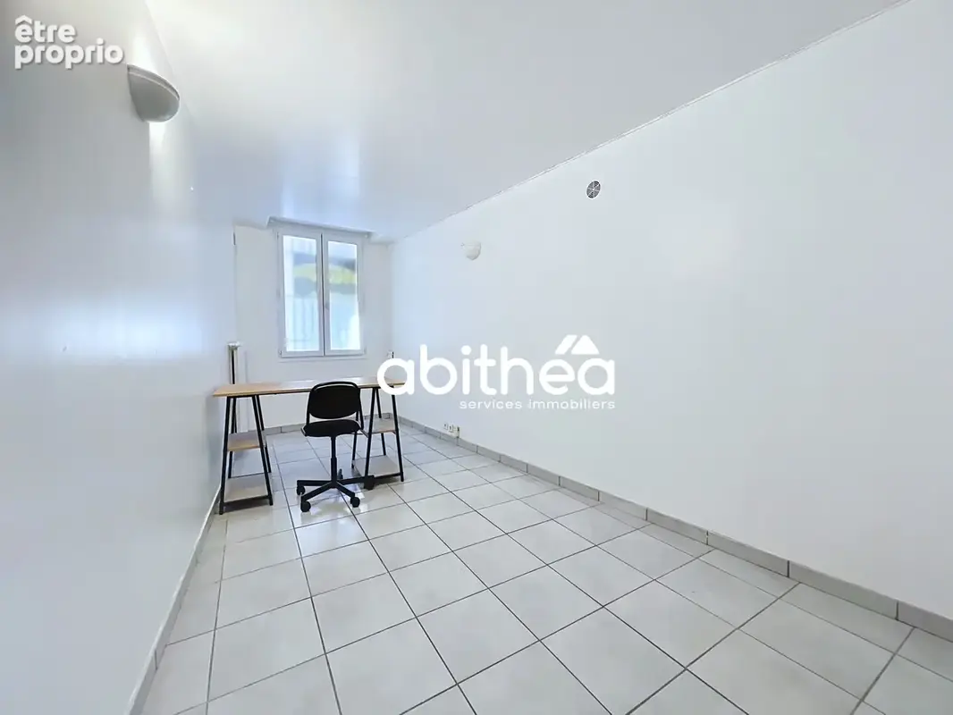 Maison de caractère 260 m2 avec terrasse et garage   Centre historique de Béziers - photo 10
