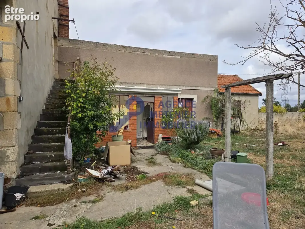 CHAREIL-CINTRAT   Maison de 104,90 m2 avec nombreuses dépendances et 8 580 m2 de terrain - photo 28