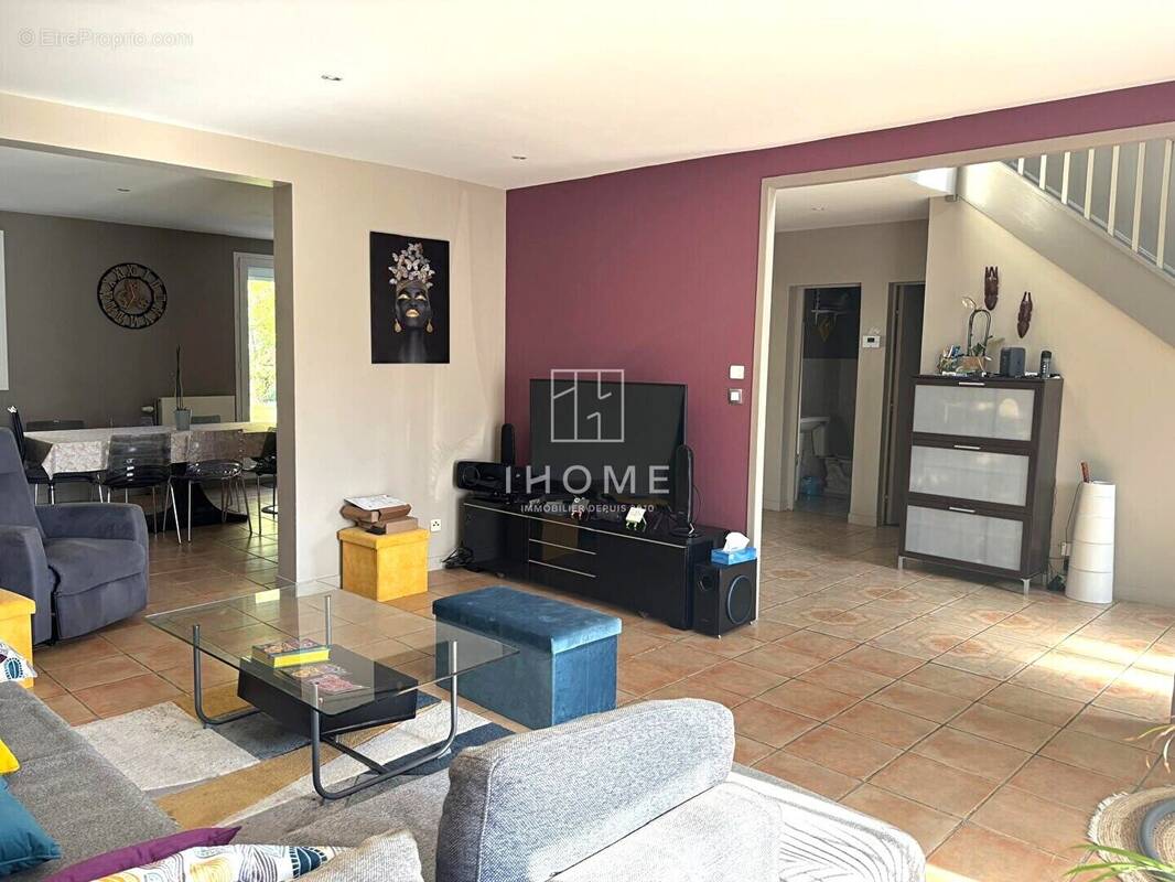 Maison à SAINT-SATURNIN