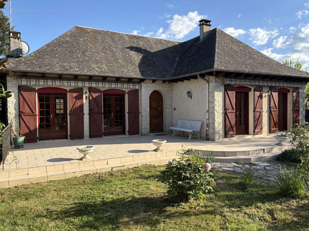 Maison à LUBERSAC