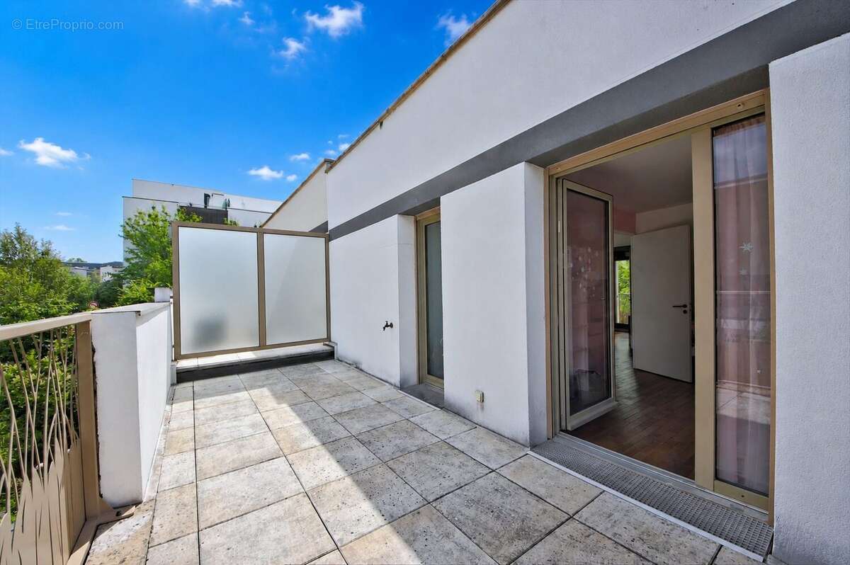 Maison à SAINT-CYR-L'ECOLE