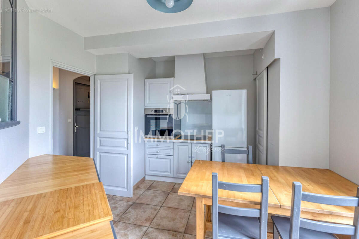 Appartement à VAULNAVEYS-LE-HAUT