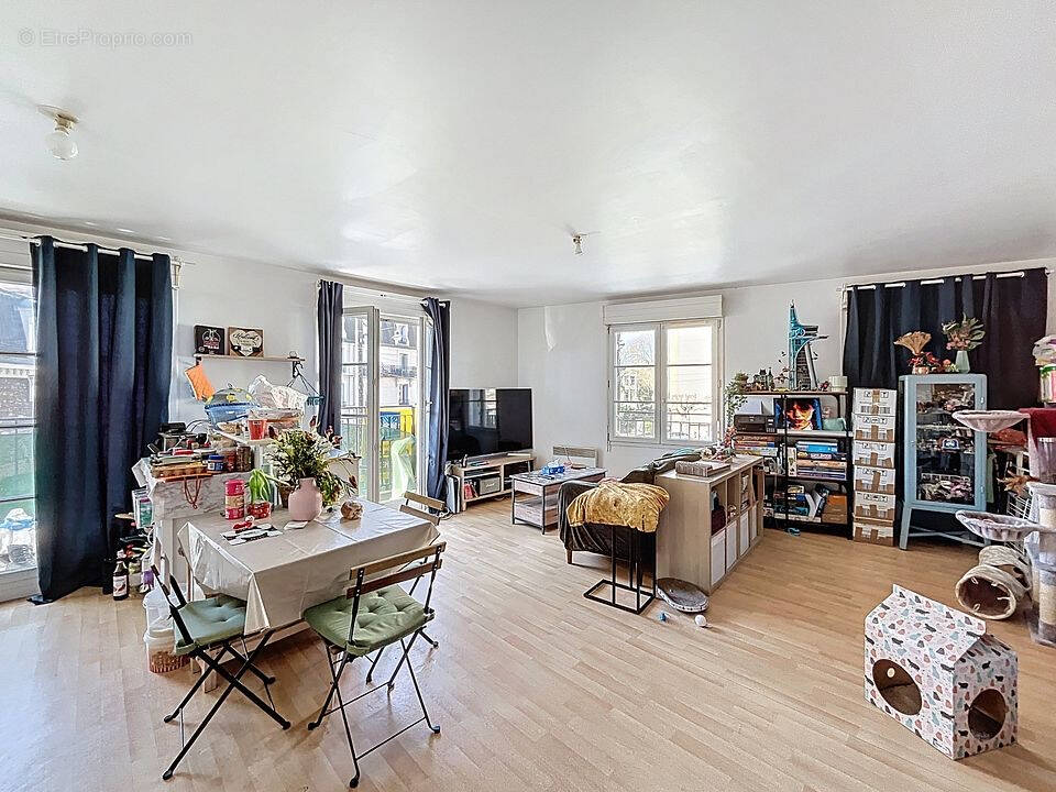 Appartement à CORBEIL-ESSONNES