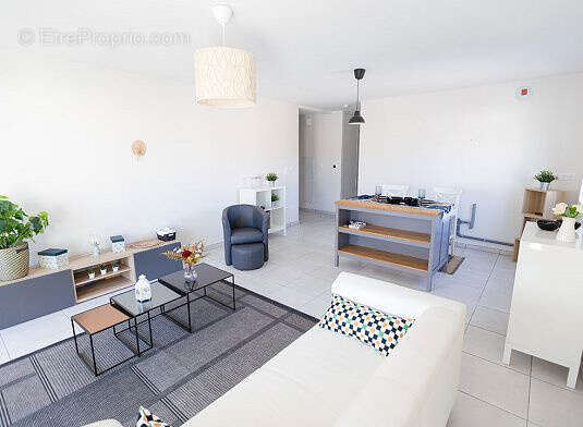 Appartement à MONTROND-LES-BAINS