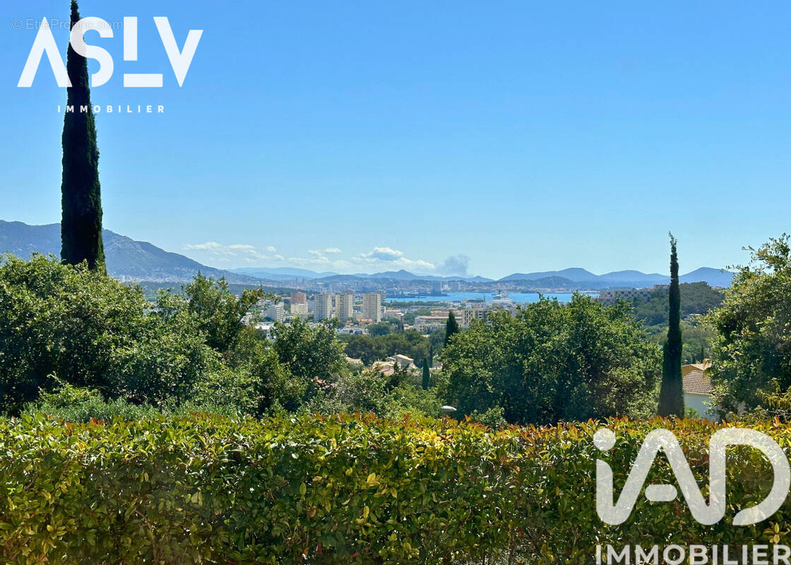 Photo 1 - Maison à SIX-FOURS-LES-PLAGES