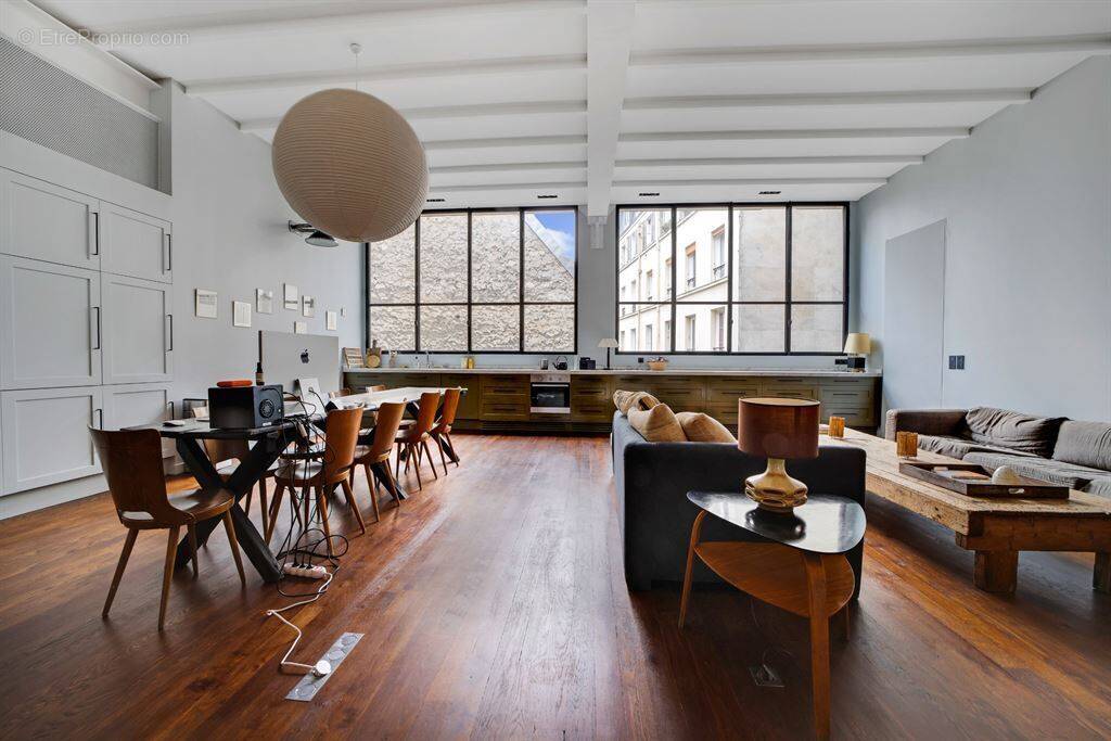 Appartement à PARIS-11E