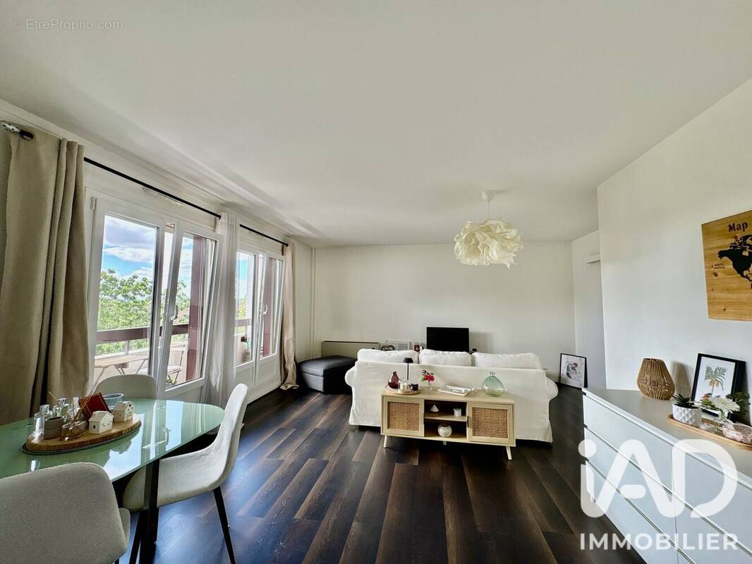 Photo 1 - Appartement à LE COUDRAY-MONTCEAUX
