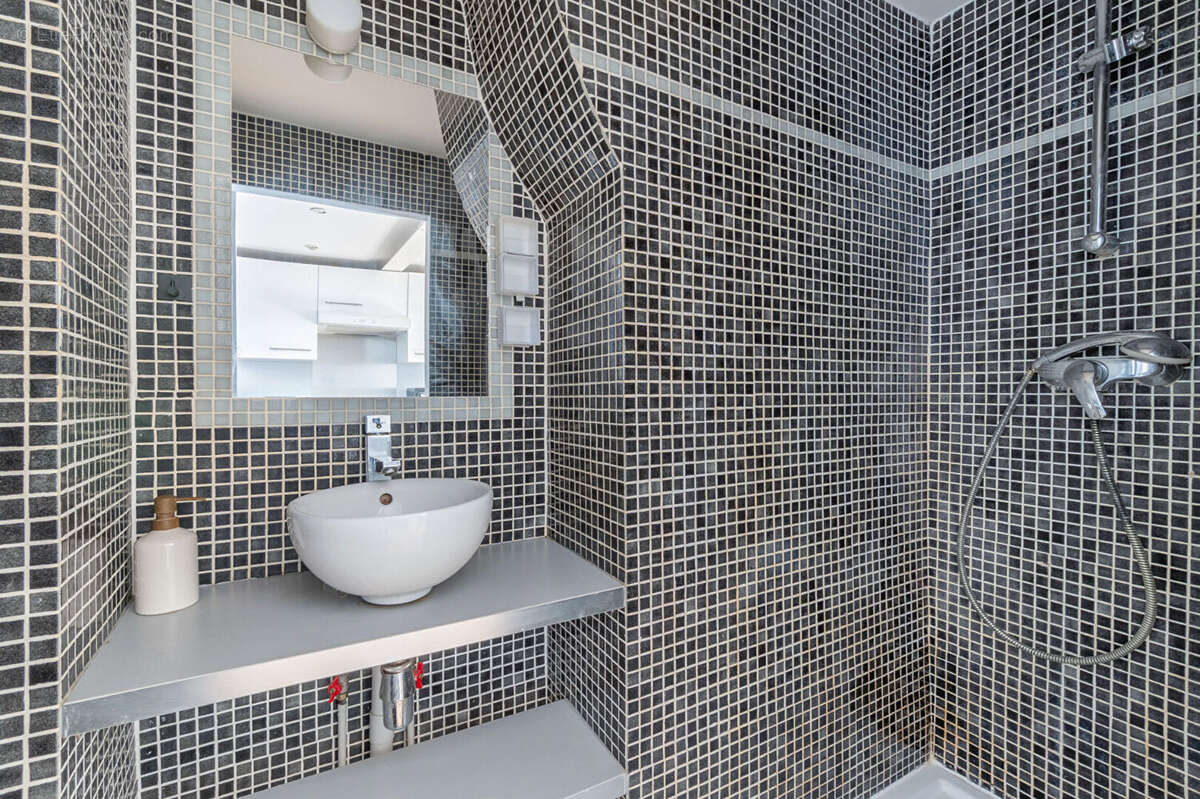 Appartement à PARIS-10E