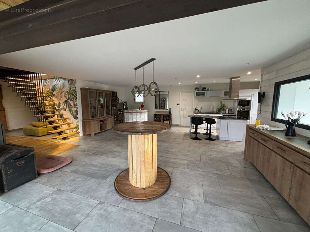 Maison à CHATEAU-GONTIER