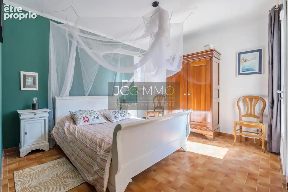 Grande maison familiale ou investissement - t6 - 4 / 5 chambres - 2 sejours - 3 sde- 3 wc - grand garage - photo 18