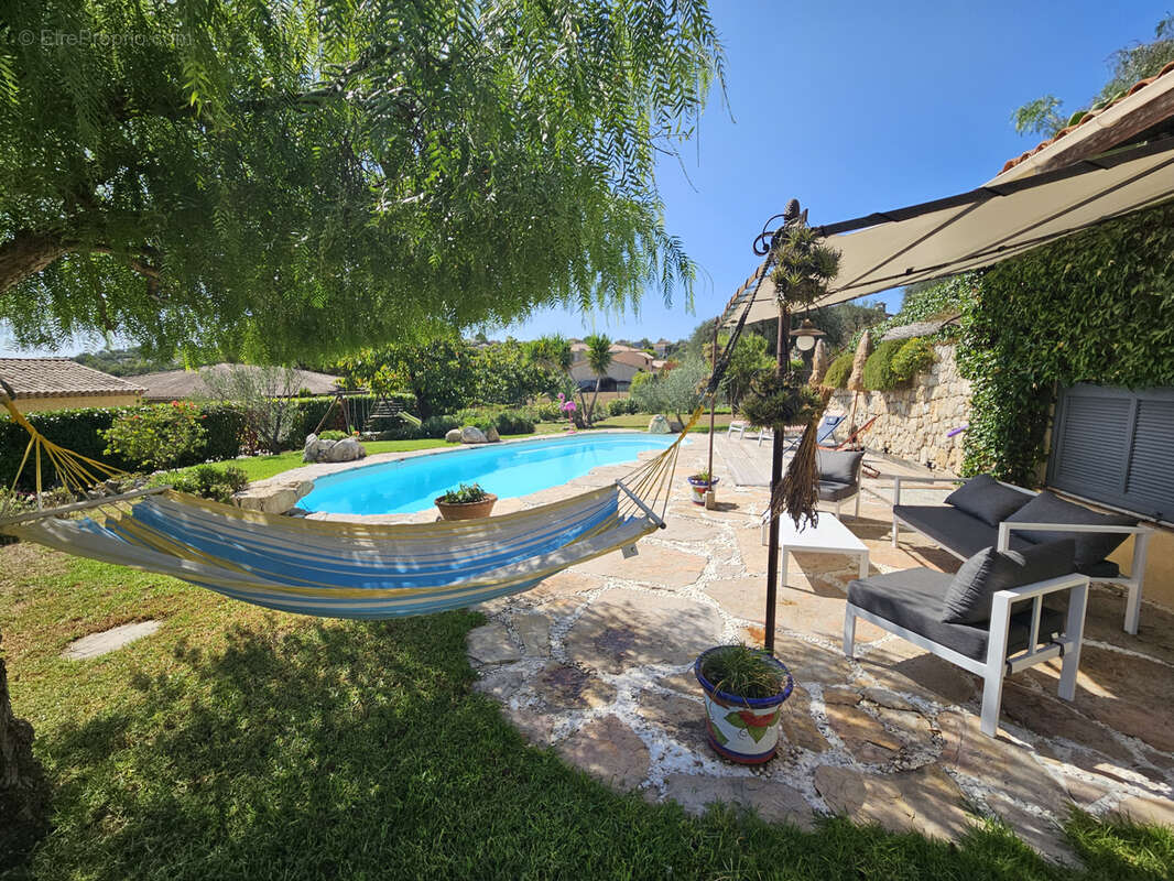 Maison à SAINT-JEANNET