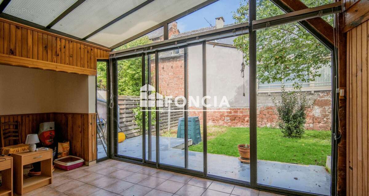 Maison à MARCILLAC-VALLON