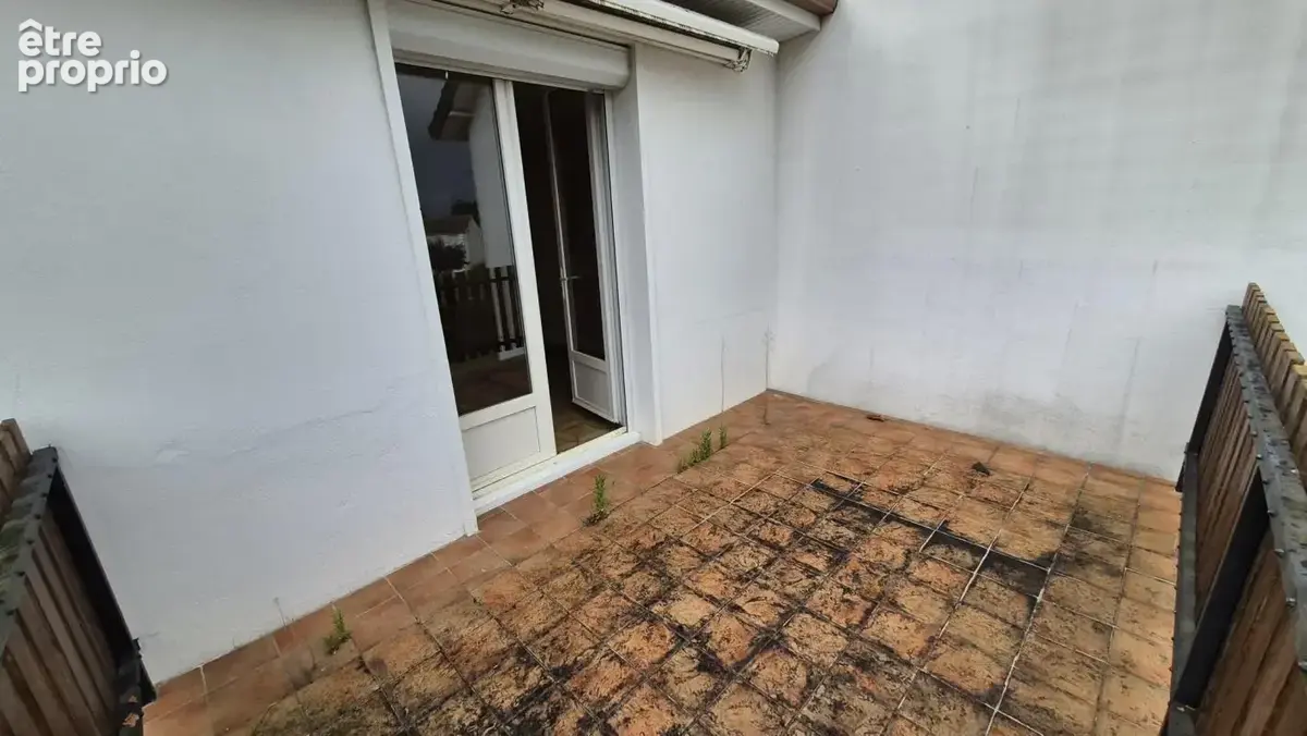 Maison 91 m2 à réinventer   Sous-sol complet et beau potenti - photo 17