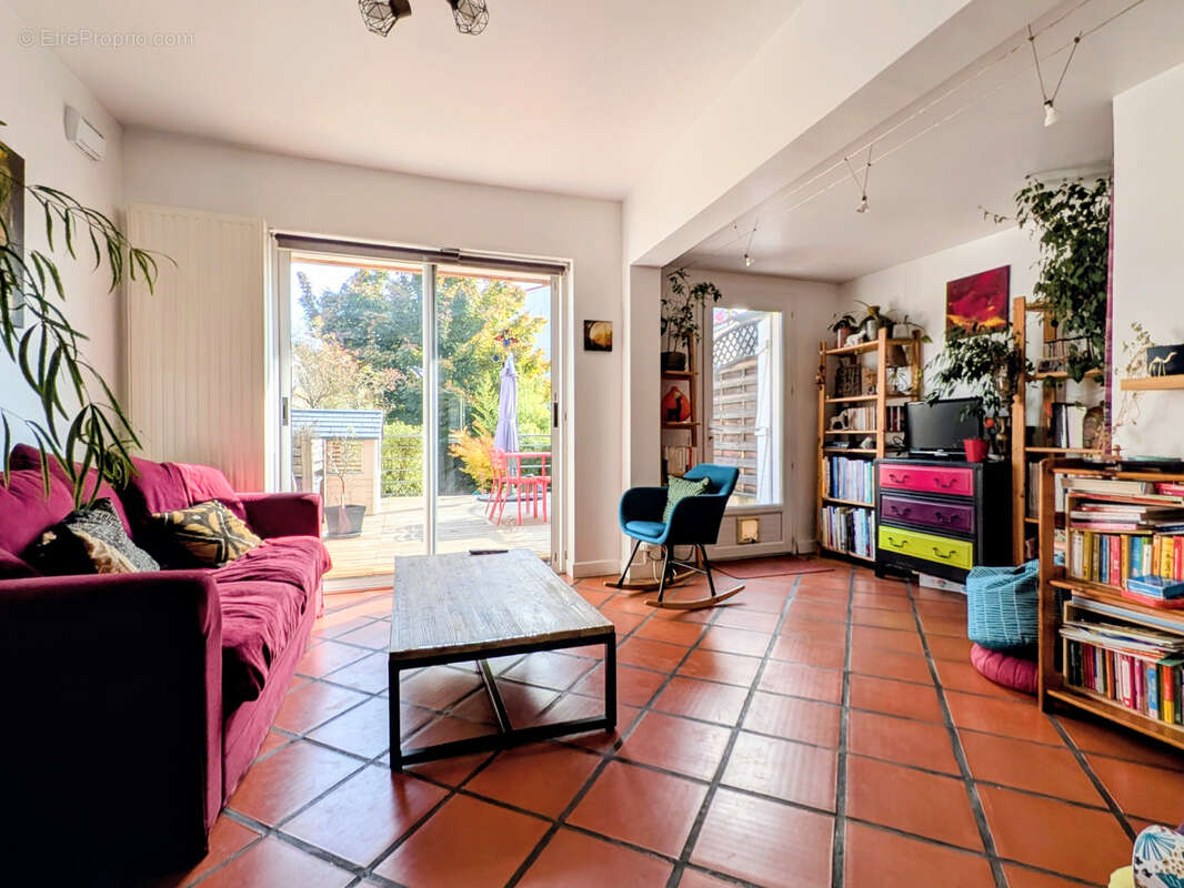 Maison à JARVILLE-LA-MALGRANGE