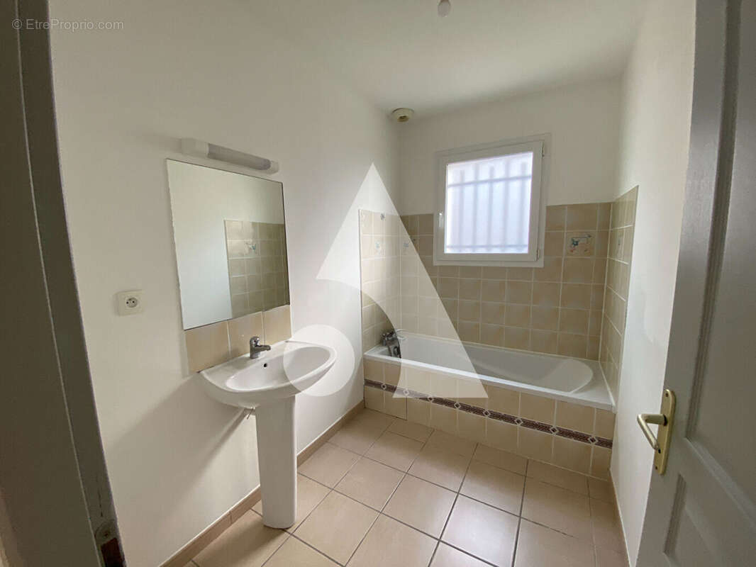 Maison à SAINT-SERNIN