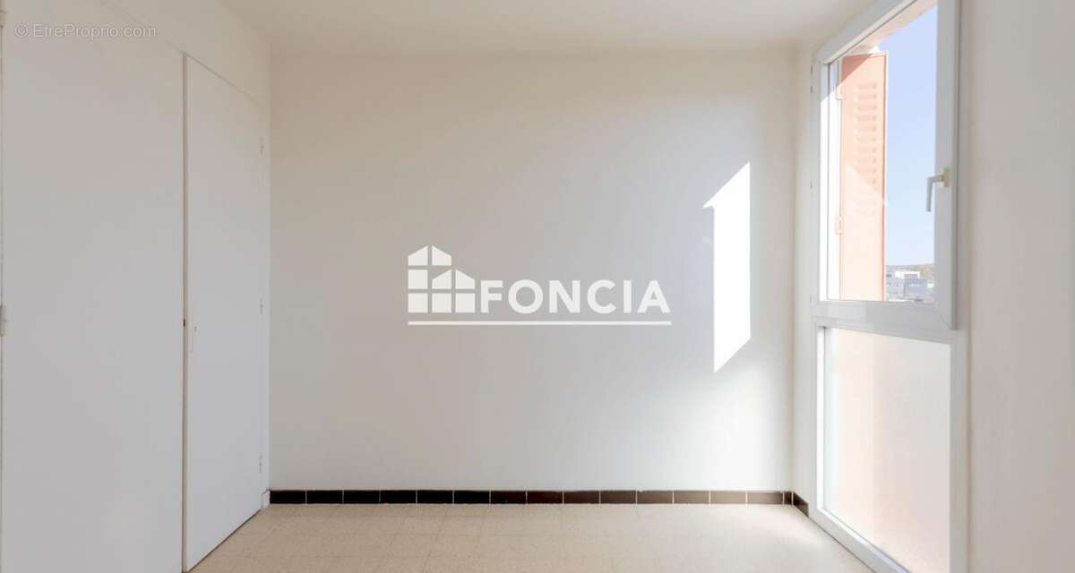 Appartement à SALON-DE-PROVENCE