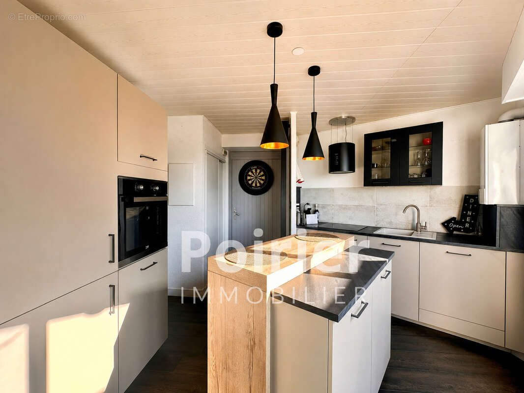 Appartement à EVIAN-LES-BAINS