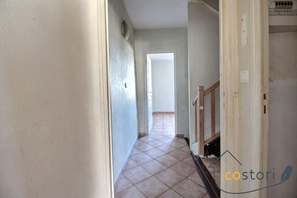 Appartement à TRANS-EN-PROVENCE