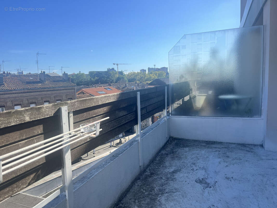 T2, 52 m2 avec balcon et parking - Bonnefoy - photo 7