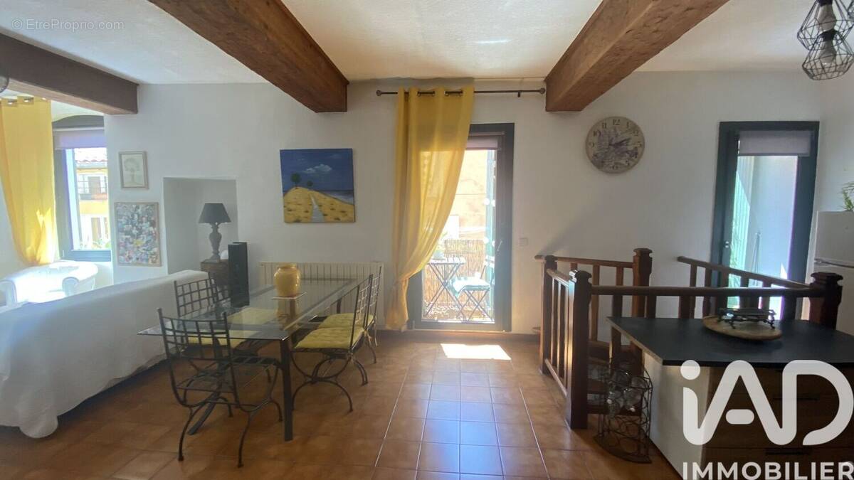 Photo 1 - Appartement à LE LUC