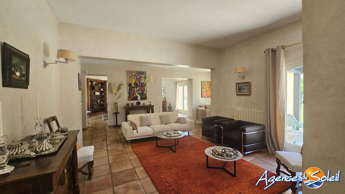 Maison 258 m² à Narbonne  - photo 8