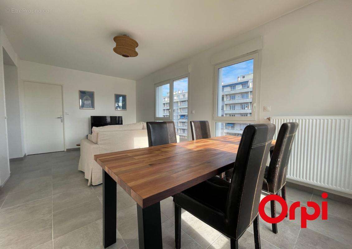 Appartement à VILLEURBANNE