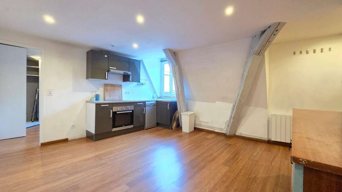 Appartement à MANTES-LA-JOLIE