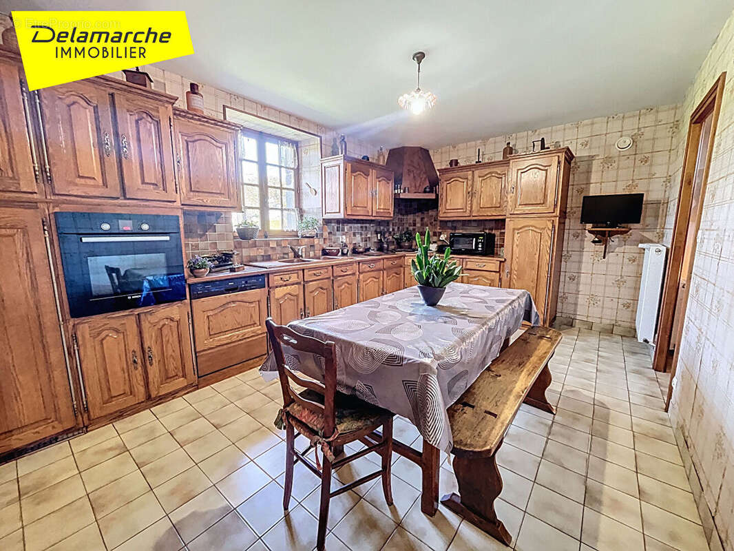 Maison à SAINT-SAMSON-DE-BONFOSSE