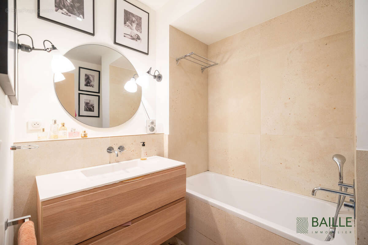 Appartement à MARSEILLE-8E