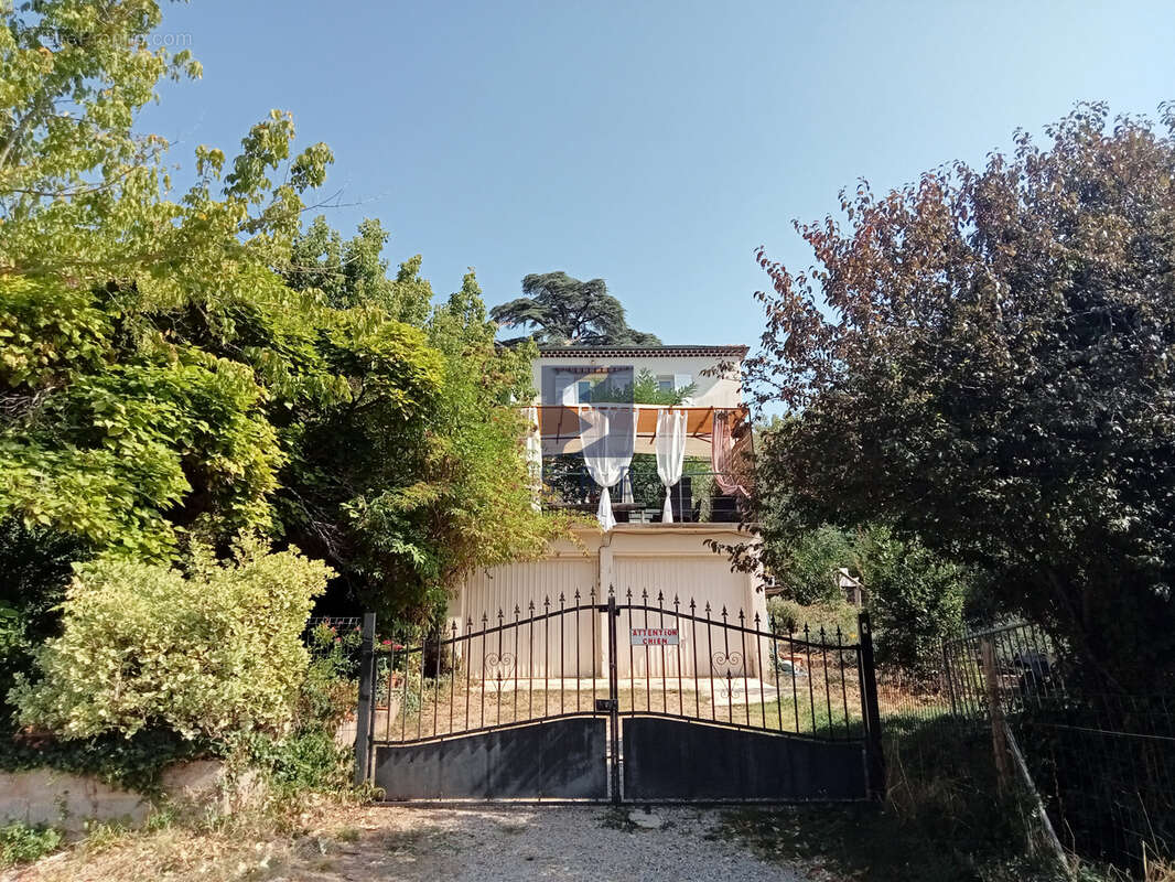 Maison à LA VOULTE-SUR-RHONE