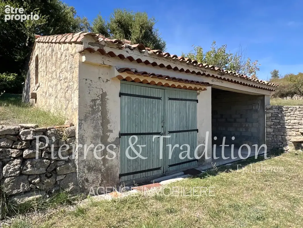 Luberon, Saint Martin de Castillon, propriété avec dépendances et vue sur le Luberon - photo 11